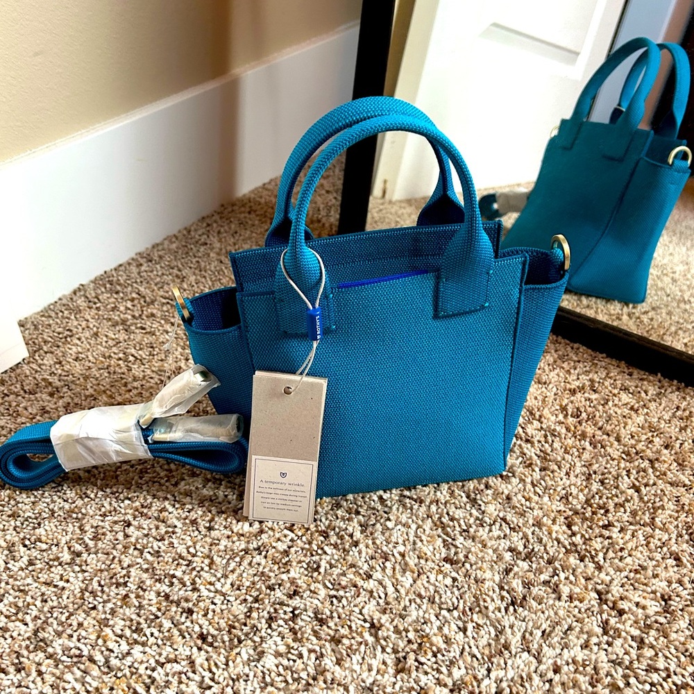 Rothy’s Big Blue mini handbag bright blue turquoise aquamarine teal BNWT